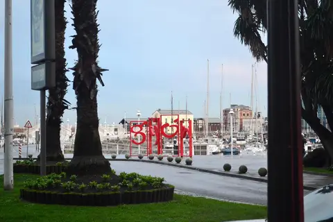 Alda Pasaje in Gijon — foto 9