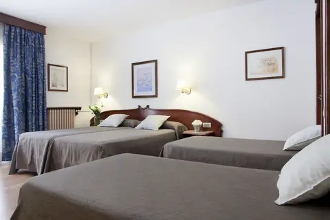 Hotel Gaudi in Barcelona — foto 19