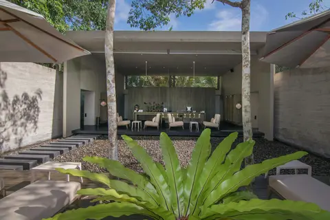 SALA Phuket Mai Khao Beach Resort in ศรีสุนทร — foto 6