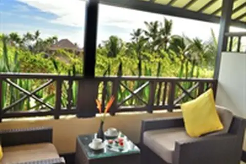 Hotel Legian Beach in Kuta — foto 22