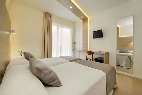 Hotel Carlos I in Benidorm — foto 26