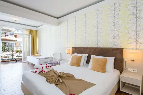 Kalyves Beach Hotel in Καλύβες — foto 4
