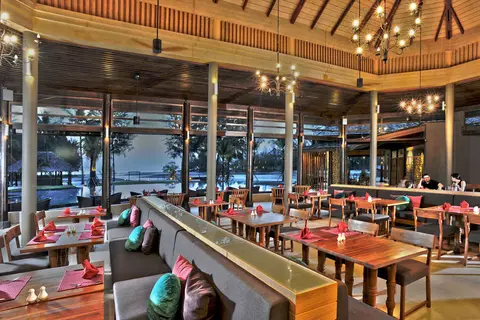 Apsara Beachfront Resort & Villa in คึกคัก — foto 8