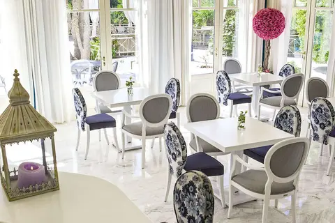 Princess Art Hotel in Μηνιά — foto 6