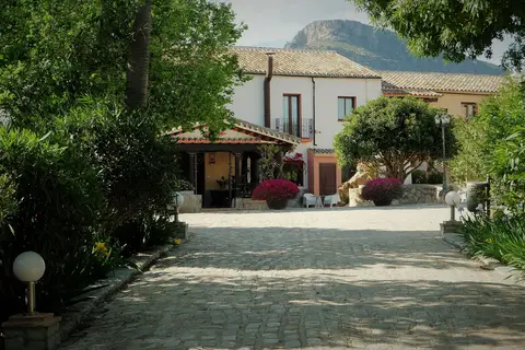 Hotel Cortijo Salinas in Montecorto — foto 22