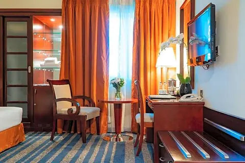 Al Ain Palace Hotel in الدَّانَةْ — foto 4