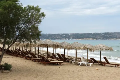 Ellotis Beach in Kalyves — foto 4