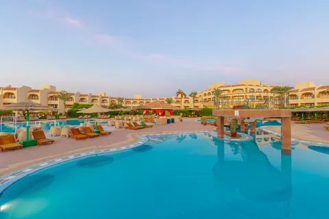Flamenco Beach & Resort in Al Qusair City — foto 20