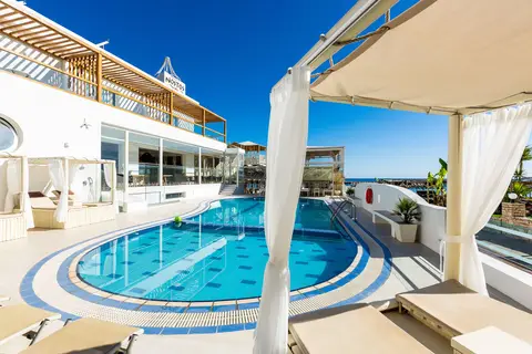 Nostos Beach Boutique Hotel in Βλυχάδα — foto 6