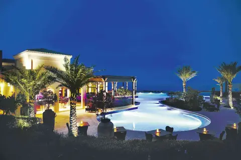 Desert Islands Resort & Spa by Anantara in صير بني ياس — foto 9