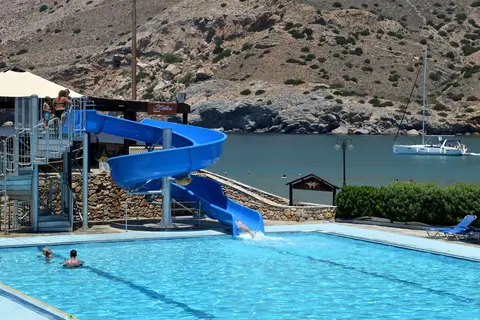 Dolphin Bay Seaside Resort & Suites in Γαλησσάς — foto 17
