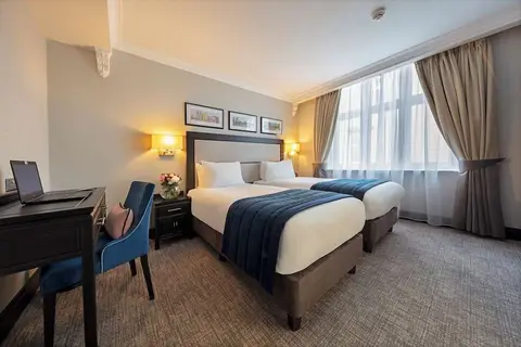 Wellington Hotel by Blue Orchid in Londen, foto 2