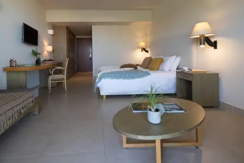 Santa Marina Beach Hotel in Agia Marina — foto 19