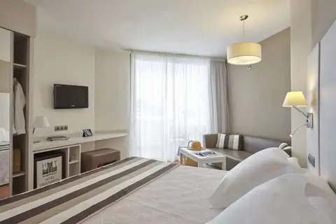 Hotel Tres Torres in Santa Eulària des Riu, foto 4