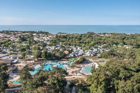 Camping Le Logis in Saint-Palais-sur-Mer