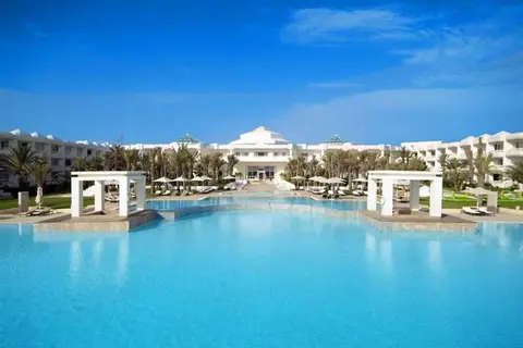 Radisson Blu Resort & Thalasso in حومة السوق — foto 29