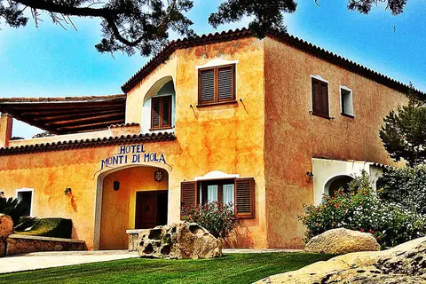 Hotel Monti Di Mola in Arzachena — foto 12
