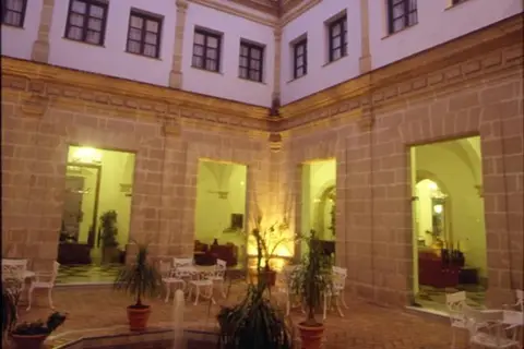 Crisol Monasterio de San Miguel in El Puerto de Santa María — foto 6