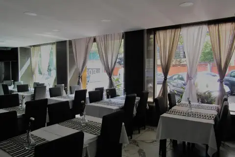 Excelsior in Almada
