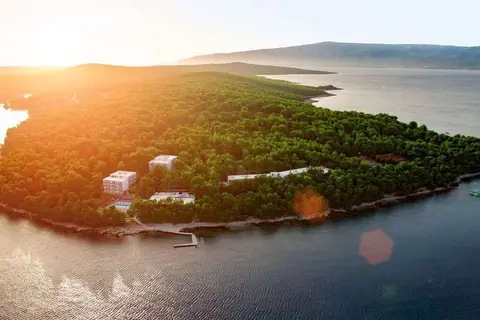 Aminess Younique Senses Resort in Jelsa — foto 19