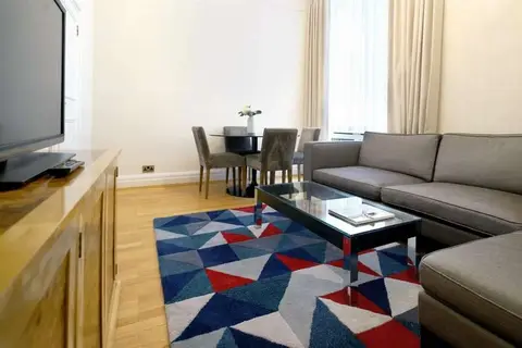 Chesham Court in Londen — foto 11