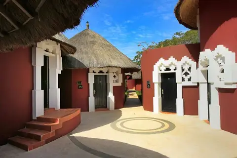 Royam Hotel in Saly Portudal — foto 24