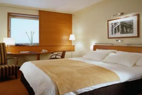 Sofitel Athens Airport in Δημοτική Ενότητα Σπάτων - Λούτσας — foto 2
