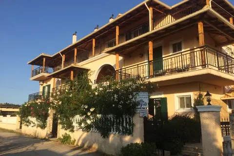 Villa Nefeli in Άγιος Γεώργιος — foto 2