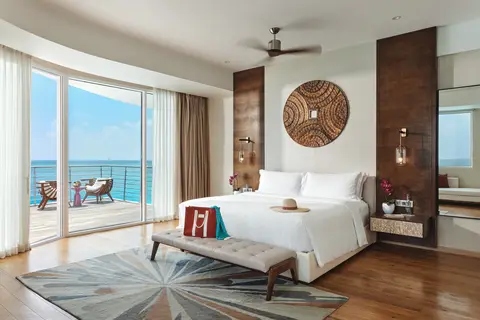 Jumeirah Olhahali Island in Noord Male Atol, foto 16
