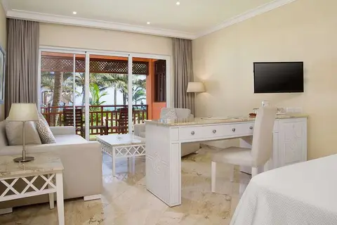 VIK Hotel Cayena Beach in Salvaleón de Higüey — foto 6