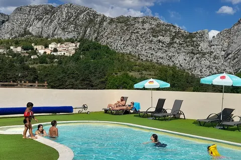 Camping La Pinatelle foto 20