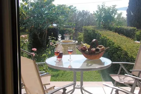 Nostimon Emar in Λουρδάτα — foto 6