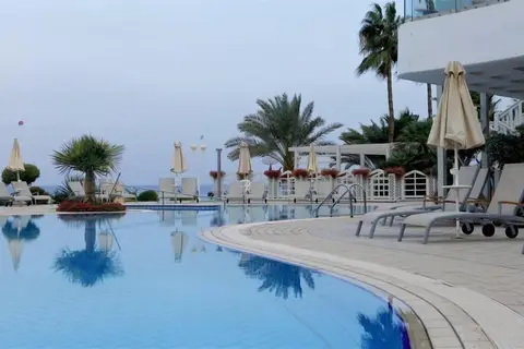 Sunrise Beach Hotel in Παραλίμνι — foto 21