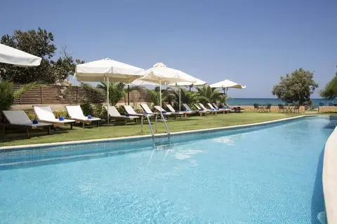 Almyrida Beach in Άσπρο — foto 2