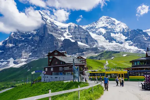 Ontdek de Jungfrau Region vanuit Brienz in Brienz — foto 17
