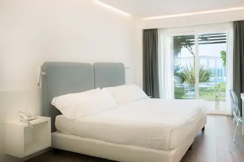 Infinity Resort Tropea in Rome — foto 16