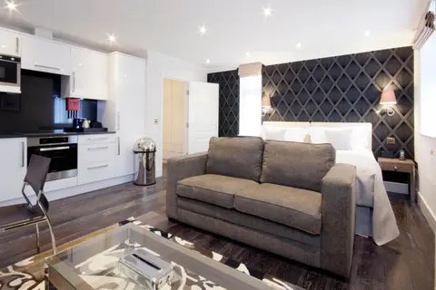 Ashburn Court Apartments in Londen — foto 7