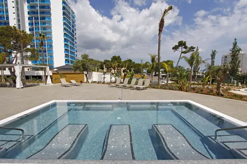 BG Tonga Tower Design Hotel & Suites foto 5