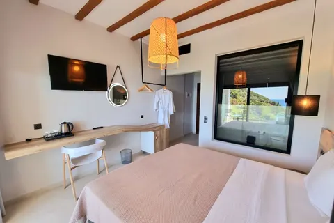 Enjoy Lichnos Bay Village in Αγία Κυριακή — foto 16