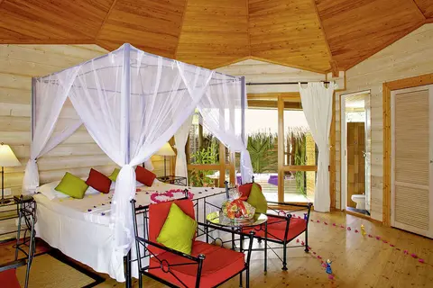 Kuredu Island Resort in Staff Area — foto 6