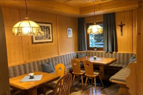 Hotel Garni Fortuna in Urtijëi - St. Ulrich - Ortisei — foto 8