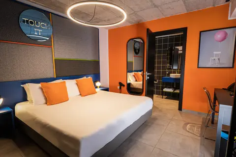 IKYK Hotel in San Ġiljan — foto 30