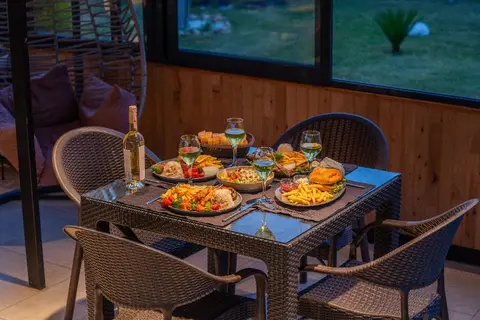 Karaoz Sapphire Bungalows in Kumluca — foto 22