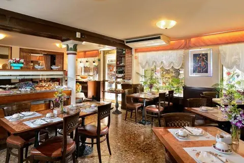 Hotel Ambassador Tre Rose in Venetië, foto 10