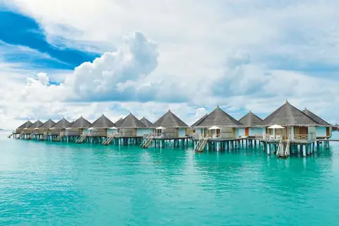 Angaga Island Resort & Spa in Angaga Island Resort — foto 11