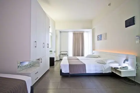 Atlantis City Hotel in Rhodes — foto 20