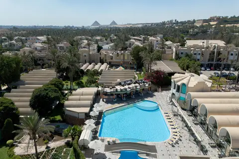 JAZ Pyramids Resort in كفرة نصار — foto 15