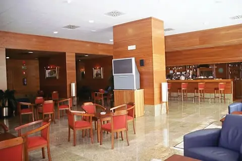 Hotel Las Provincias in Fuenlabrada — foto 20