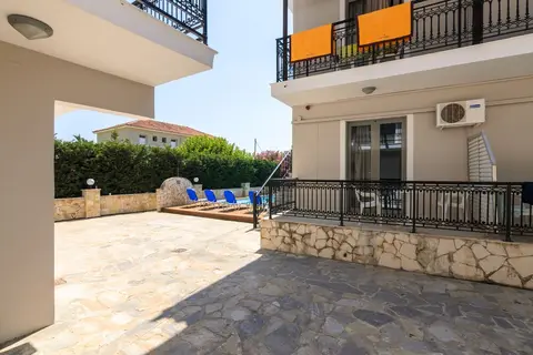 Karras Livin in Δημοτική Ενότητα Λαγανά — foto 19