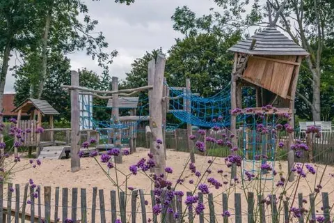 Vakantiepark Aan de Maas foto 3